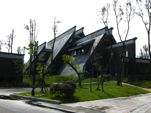 自然山体形状与四川民居的结合——博物馆建筑特色